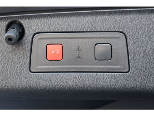 Peugeot 508 SW PSE 1.6 HYBRID 360PK SPORT ENGINEERED AUTOMAAT SOH 99,25% / NAVI / LEDER / CLIMA / PDC / 20" L... ActivLease financial lease