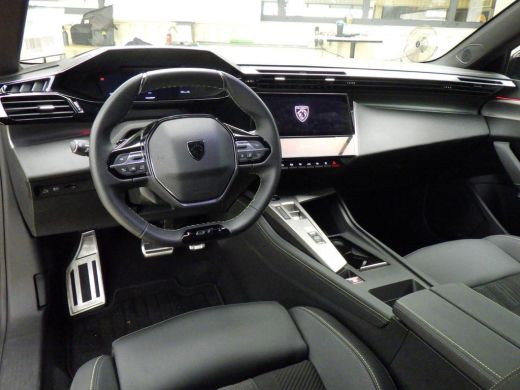 Peugeot e-308 GT 54 kWh | SOH 98% | Fase 3 laden | Nieuw model | 6.500km | Warmtepomp | Luxe stoelen | Alcantara | ActivLease financial lease