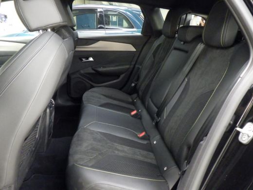 Peugeot e-308 GT 54 kWh | SOH 98% | Fase 3 laden | Nieuw model | 6.500km | Warmtepomp | Luxe stoelen | Alcantara | ActivLease financial lease