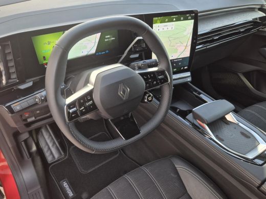Renault Austral 1.2 E-Tech full hybrid 200 techno / Fabrieksgarantie tot 02-2028 / Trekgewicht 1500 kg / Panorama... ActivLease financial lease