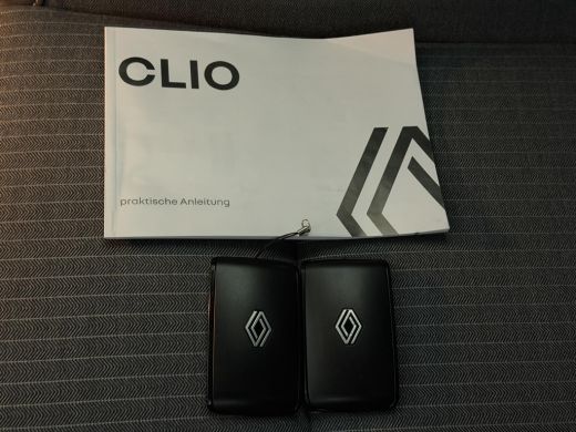 Renault Clio 1.6 E-Tech Full Hybrid 145 techno / Fabrieksgarantie tot 04-2027 / 360 Graden Camera / Stoel & St... ActivLease financial lease