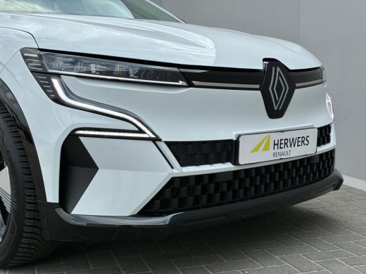 Renault Megane E-Tech E-Tech EV40 Boost Charge Equilibre / SOH 94% / All Season Banden / Navigatie via Apple Carplay & ... ActivLease financial lease