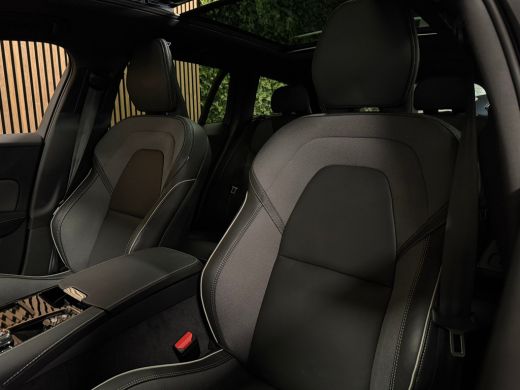 Volvo  V60 T8 AWD Recharge Plus Dark | Schuifdak | Trekhaak | Harman Kardon | 455pk | 360&deg; Camera | Head-Up ... ActivLease financial lease