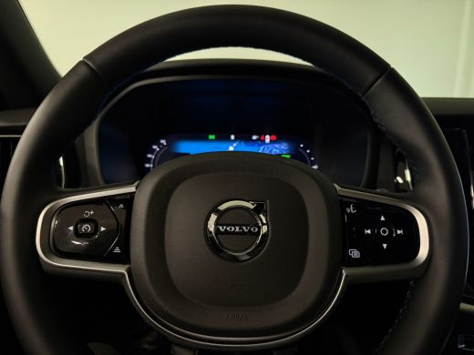 Volvo  V60 T8 AWD Recharge Plus Dark | Schuifdak | Trekhaak | Harman Kardon | 455pk | 360&deg; Camera | Head-Up ... ActivLease financial lease
