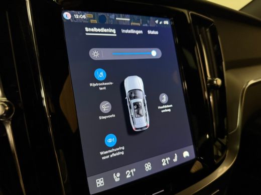 Volvo  V60 T8 AWD Recharge Plus Dark | Schuifdak | Trekhaak | Harman Kardon | 455pk | 360&deg; Camera | Head-Up ... ActivLease financial lease
