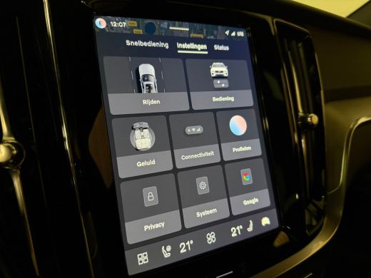 Volvo  V60 T8 AWD Recharge Plus Dark | Schuifdak | Trekhaak | Harman Kardon | 455pk | 360&deg; Camera | Head-Up ... ActivLease financial lease