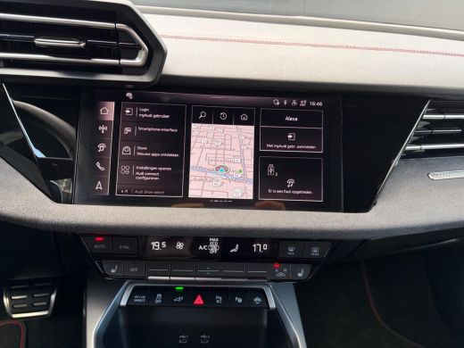 Audi A3 Sportback TFSI e 150 kW S line | Trekhaak | Sonos | Leer | Camera achter | Keyless | Matrix | Sid... ActivLease financial lease