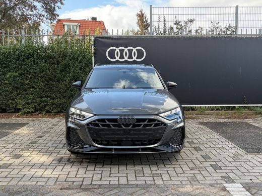 Audi A3 Sportback TFSI e 150 kW S line | Trekhaak | Sonos | Leer | Camera achter | Keyless | Matrix | Sid... ActivLease financial lease
