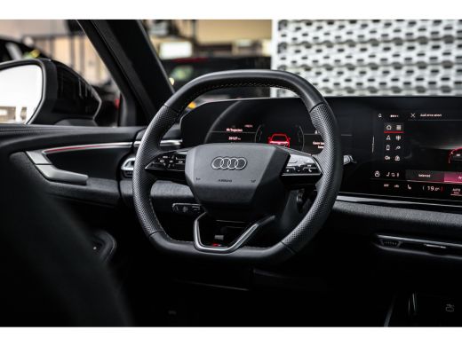 Audi A5 Avant 2.0 e-hybrid quattro S edition 299PK | Panorama Dak | 360 Camera | Stoelverw. voor | Bijrij... ActivLease financial lease