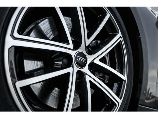 Audi A5 Avant 2.0 e-hybrid quattro S edition 299PK | Panorama Dak | 360 Camera | Stoelverw. voor | Bijrij... ActivLease financial lease