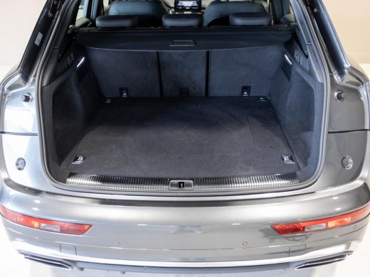 Audi Q5 50 TFSI e S-Line edition SOH 93% / 300pk / Achteruitrij camera / NAP / Dealer onderhouden / ActivLease financial lease