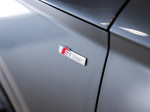 Audi Q5 50 TFSI e S-Line edition SOH 93% / 300pk / Achteruitrij camera / NAP / Dealer onderhouden / ActivLease financial lease