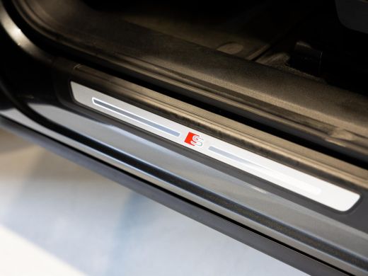 Audi Q5 50 TFSI e S-Line edition SOH 93% / 300pk / Achteruitrij camera / NAP / Dealer onderhouden / ActivLease financial lease
