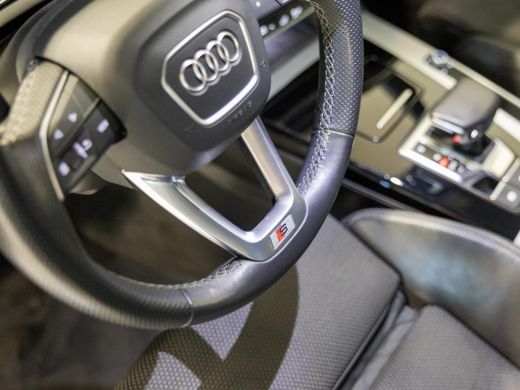 Audi Q5 50 TFSI e S-Line edition SOH 93% / 300pk / Achteruitrij camera / NAP / Dealer onderhouden / ActivLease financial lease