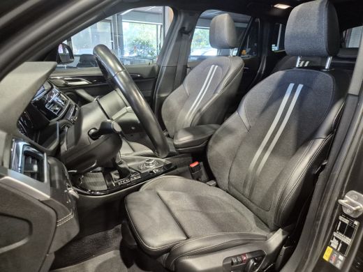 BMW X1 xDrive25e eDrive Edition M-Sport | Panorama | 19" | Camera | Electrische stoelen | CarPlay ActivLease financial lease