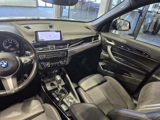 BMW X1 xDrive25e eDrive Edition M-Sport | Panorama | 19" | Camera | Electrische stoelen | CarPlay ActivLease financial lease