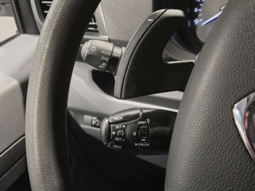 Citroën Jumpy 2.0 BlueHDI 120 M Driver Imperial | Trekhaak | Zijschuifdeur | 3-pers. | Zeer compleet ActivLease financial lease