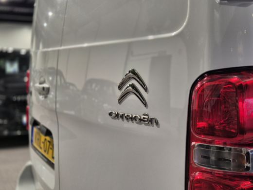 Citroën Jumpy 2.0 BlueHDI 120 M Driver Imperial | Trekhaak | Zijschuifdeur | 3-pers. | Zeer compleet ActivLease financial lease