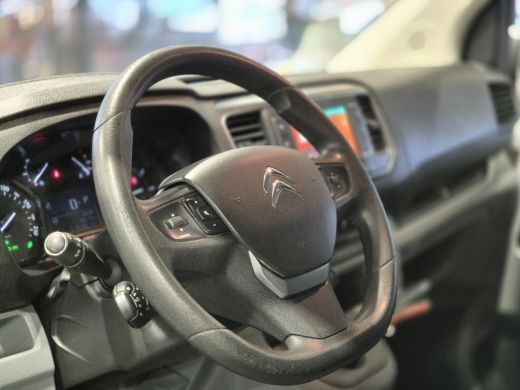 Citroën Jumpy 2.0 BlueHDI 120 M Driver Imperial | Trekhaak | Zijschuifdeur | 3-pers. | Zeer compleet ActivLease financial lease