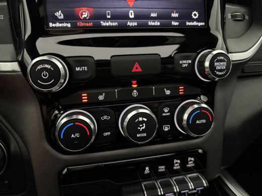 Dodge Ram 1500 1500 5.7 V8 4x4 Crew Cab Big Horn | LPG | Pano | 3500kg Trekgew. | Trekhaak | Camera | Alpine | C... ActivLease financial lease
