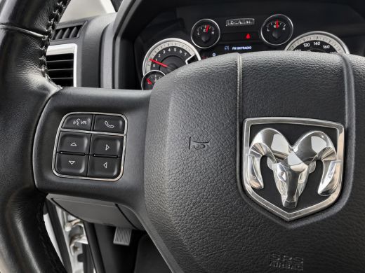 Dodge Ram 1500 1500 5.7 V8 4x4 Quad Cab 6'4 Laramie | Tonneau cover |Trekhaak 13-polig | Geheel rijklaar incl. G... ActivLease financial lease