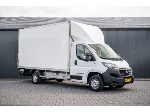 Fiat Ducato 2,3 140PK | Bakwagen met laadklep | 3-Zits | LED | Cruise | Airco ActivLease financial lease