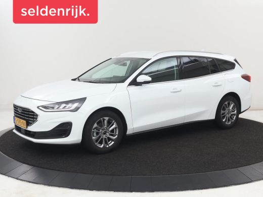Ford Focus 1.0 EcoBoost Hybrid Titanium Style | Trekhaak | Carplay | Navigatie | Keyless | Full LED | Parkee... ActivLease financial lease