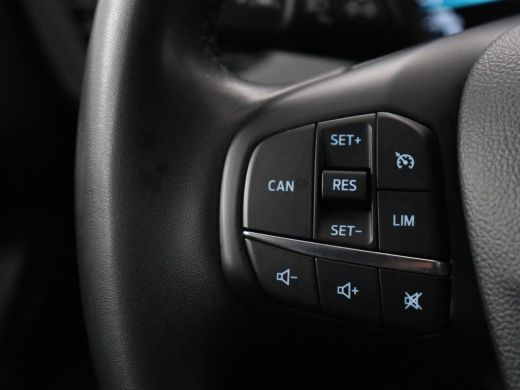 Ford Focus 1.0 EcoBoost Hybrid Titanium Style | Trekhaak | Carplay | Navigatie | Keyless | Full LED | Parkee... ActivLease financial lease