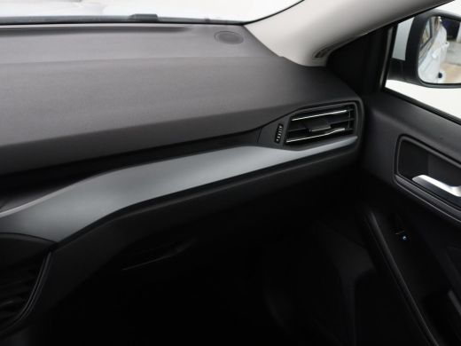 Ford Focus 1.0 EcoBoost Hybrid Titanium Style | Trekhaak | Carplay | Navigatie | Keyless | Full LED | Parkee... ActivLease financial lease