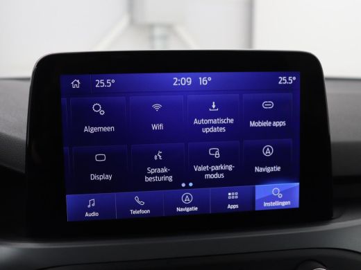 Ford Focus 1.0 EcoBoost Hybrid Titanium Style | Trekhaak | Carplay | Navigatie | Keyless | Full LED | Parkee... ActivLease financial lease