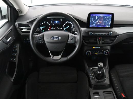 Ford Focus 1.0 EcoBoost Hybrid Titanium Style | Trekhaak | Carplay | Navigatie | Keyless | Full LED | Parkee... ActivLease financial lease