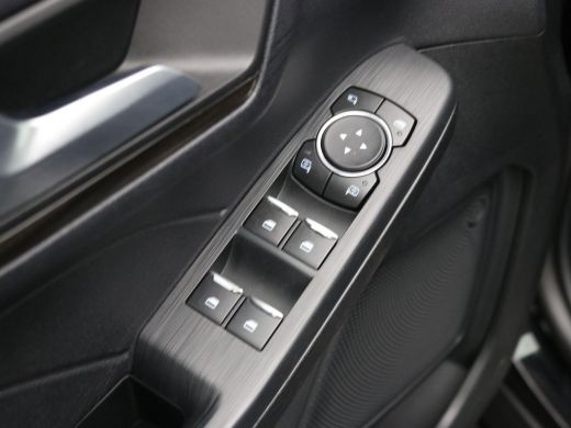 Ford Kuga 2.5 PHEV Vignale / 1.500kg Trekgewicht / HUD / Driver Assistance Pack / Technology Pack / Stuur-,... ActivLease financial lease