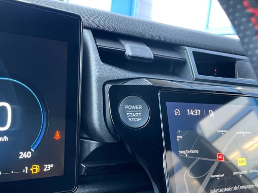 Ford Puma 1.0 Hybrid ST-Line 155pk | Black Pack | Stoelverwarming | Camera | Cruise Control | Apple Carplay ActivLease financial lease