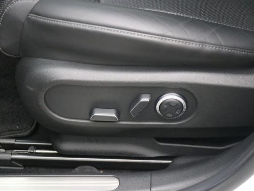 Genesis GV60 Long Range Dual Motor Premium 77,4 kWh AWD / SoH 100% / Fabrieksgarantie tot 11-2027 / WLTP 470 k... ActivLease financial lease