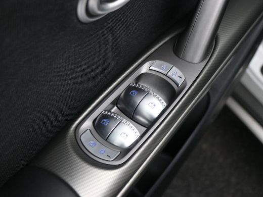 Genesis GV60 Long Range Dual Motor Premium 77,4 kWh AWD / SoH 100% / Fabrieksgarantie tot 11-2027 / WLTP 470 k... ActivLease financial lease