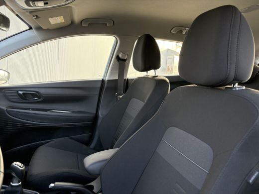 Hyundai Bayon 1.0 T-GDI Comfort / Prijs is rijklaar /  MY 26 / Navigatie / Achteruitrijcamera / Airco / Cruise ... ActivLease financial lease