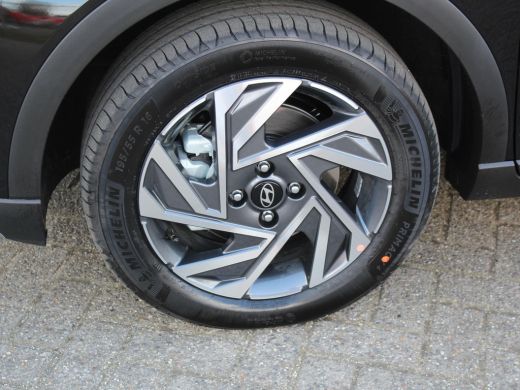 Hyundai Bayon 1.0 T-GDI Comfort / Uit Voorraad Leverbaar / Cruise control / Airco / Apple & Android Carplay / ActivLease financial lease