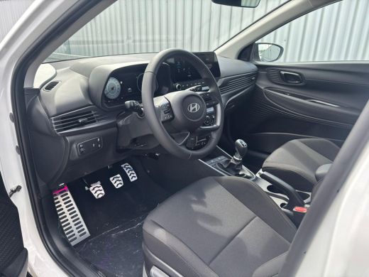 Hyundai Bayon 1.0 T-GDI Comfort / Uit Voorraad Leverbaar / Navigatie / Cruise / Elektrische Ramen V+A / Apple C... ActivLease financial lease