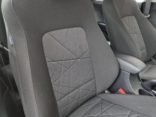 Hyundai Bayon 1.0 T-GDI Comfort / Trekhaak vast / Navigatie via Apple Carplay of Android Auto / Airco / Cruise ... ActivLease financial lease