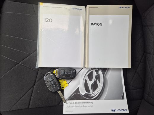 Hyundai Bayon 1.0 T-GDI Comfort / Trekhaak vast / Navigatie via Apple Carplay of Android Auto / Airco / Cruise ... ActivLease financial lease