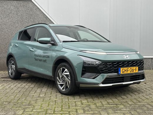 Hyundai Bayon 1.0 T-GDI Premium Sky / AUTOMAAT / Glazen Schuif kanteldak / Adaptieve cruise control / Stoel & S... ActivLease financial lease