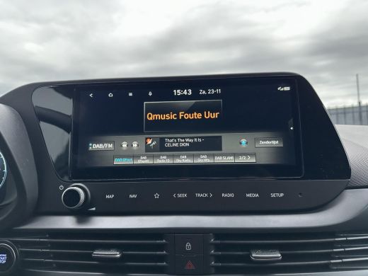Hyundai Bayon 1.0 T-GDI Premium Sky / AUTOMAAT / Glazen Schuif kanteldak / Adaptieve cruise control / Stoel & S... ActivLease financial lease