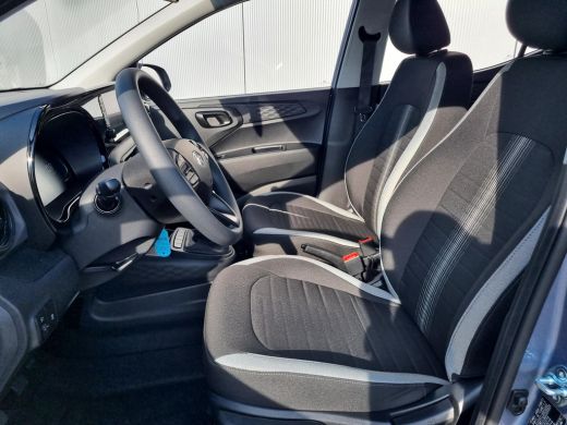 Hyundai i10 1.0 Comfort / Navigatie / Apple & Android carplay / Airco / Achteruitrijcamera / Elektrisch bedie... ActivLease financial lease