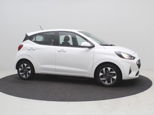 Hyundai i10 1.0 Comfort Smart 5-zits / Navigatie / Cruise Control / LMV / 5-Persoons / Airco / Stoelverwarmin... ActivLease financial lease