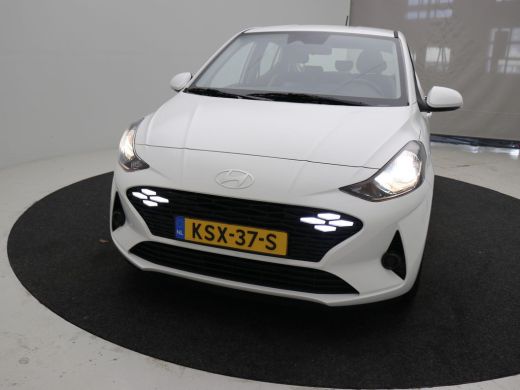 Hyundai i10 1.0 Comfort Smart 5-zits / Navigatie / Cruise Control / LMV / 5-Persoons / Airco / Stoelverwarmin... ActivLease financial lease
