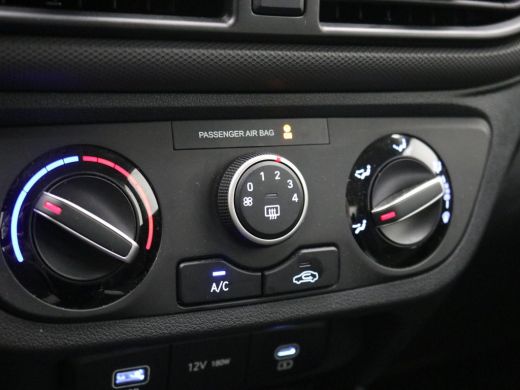 Hyundai i10 1.0 Comfort Smart 5-zits / Navigatie / Cruise Control / LMV / 5-Persoons / Airco / Stoelverwarmin... ActivLease financial lease