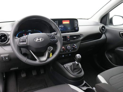 Hyundai i10 1.0 Comfort Smart / Navigatie / Cruise Control / Airco / LED dagrijverlichting / Achteruitrijcame... ActivLease financial lease