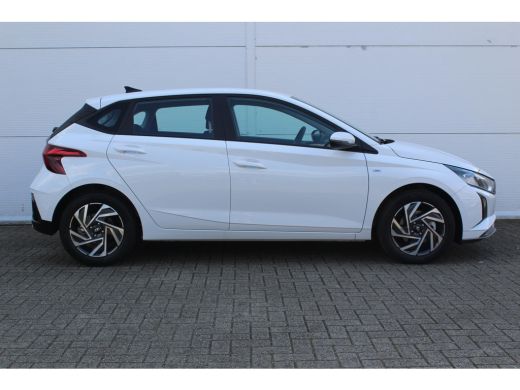 Hyundai i20 1.0 T-GDI Comfort / Apple Carplay & Android Auto / Cruise Control / Lane keep Assist / Airco / Pa... ActivLease financial lease