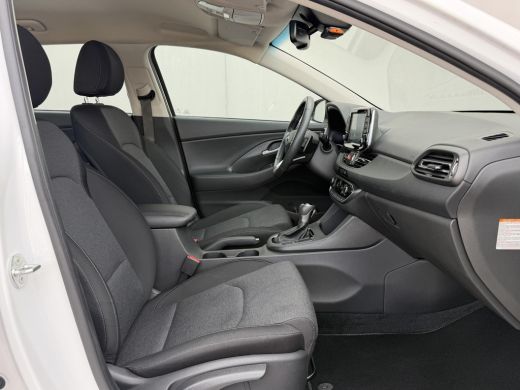 Hyundai i30 1.0 T-GDi MHEV Comfort / Facelift / NL'se Auto / Camera / Navigatie via AppleCarplay & Android au... ActivLease financial lease