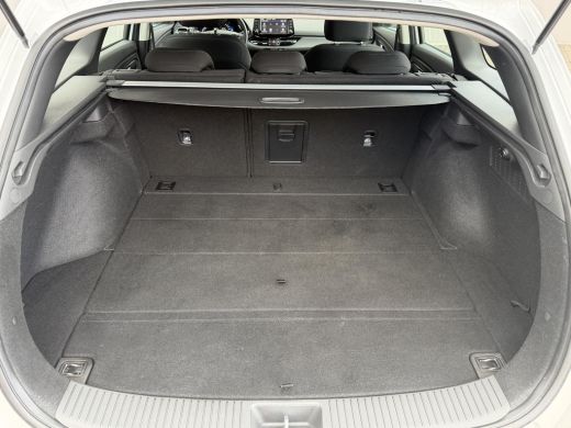 Hyundai i30 1.0 T-GDi MHEV Comfort / Facelift / NL'se Auto / Camera / Navigatie via AppleCarplay & Android au... ActivLease financial lease
